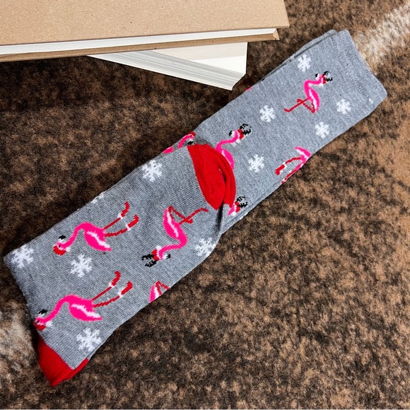 Mens Flamingos Christmas Holiday Socks - Picture 2 of 3